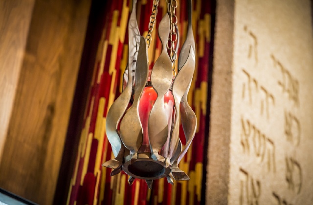 Sp�cialistes du mariage et Mitzvah au Montr�al | Producteurs de mariages et d'�v�nements � Montr�al - artistes en direct, DJ's pour mariages, c�r�monies de mariage, danseurs, mariages et �v�nements, �clairage pour votre mariage et moments sp�ciaux.