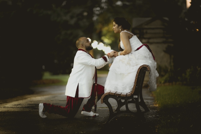 Sp�cialistes du mariage et Mitzvah au Montr�al | Producteurs de mariages et d'�v�nements � Montr�al - artistes en direct, DJ's pour mariages, c�r�monies de mariage, danseurs, mariages et �v�nements, �clairage pour votre mariage et moments sp�ciaux.