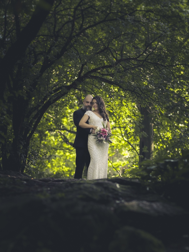 Sp�cialistes du mariage et Mitzvah au Montr�al | Producteurs de mariages et d'�v�nements � Montr�al - artistes en direct, DJ's pour mariages, c�r�monies de mariage, danseurs, mariages et �v�nements, �clairage pour votre mariage et moments sp�ciaux.