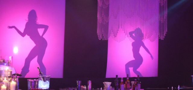 Sp�cialistes du mariage et Mitzvah au Montr�al | Producteurs de mariages et d'�v�nements � Montr�al - artistes en direct, DJ's pour mariages, c�r�monies de mariage, danseurs, mariages et �v�nements, �clairage pour votre mariage et moments sp�ciaux.