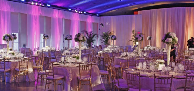 Montreal Wedding, Mitzvah Specialists | Montreal's Wedding & event producers - live performers, DJ's for weddings, MC's, dancers, wedding / event rentals, lighting for your Wedding & special moments.