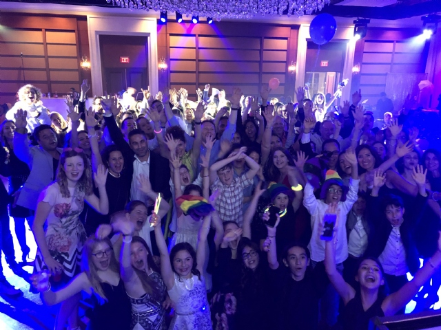 Montreal Wedding, Mitzvah Specialists | Montreal's Wedding & event producers - live performers, DJ's for weddings, MC's, dancers, wedding / event rentals, lighting for your Wedding & special moments.