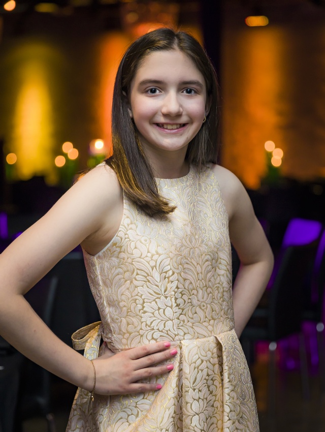 Montreal Wedding, Mitzvah Specialists | Montreal's Wedding & event producers - live performers, DJ's for weddings, MC's, dancers, wedding / event rentals, lighting for your Wedding & special moments.