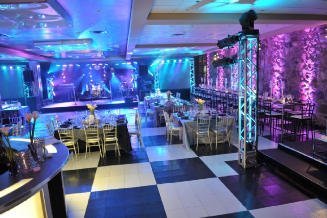 Montreal Wedding, Mitzvah Specialists | Montreal's Wedding & event producers - live performers, DJ's for weddings, MC's, dancers, wedding / event rentals, lighting for your Wedding & special moments.