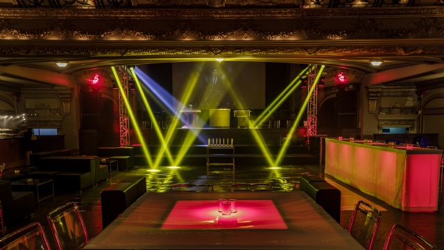 Montreal Wedding, Mitzvah Specialists | Montreal's Wedding & event producers - live performers, DJ's for weddings, MC's, dancers, wedding / event rentals, lighting for your Wedding & special moments.